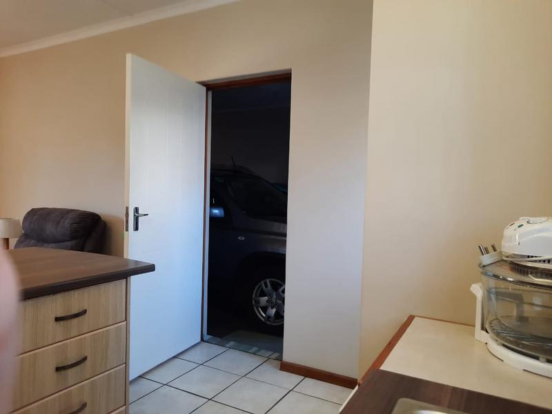 2 Bedroom Property for Sale in Oudtshoorn Western Cape